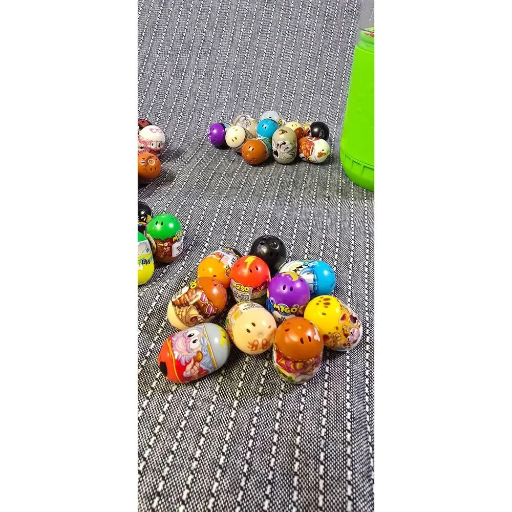Collection of 70 Mighty Beanz and Mighty Beanz Slam Pack - Picture 3 of 7
